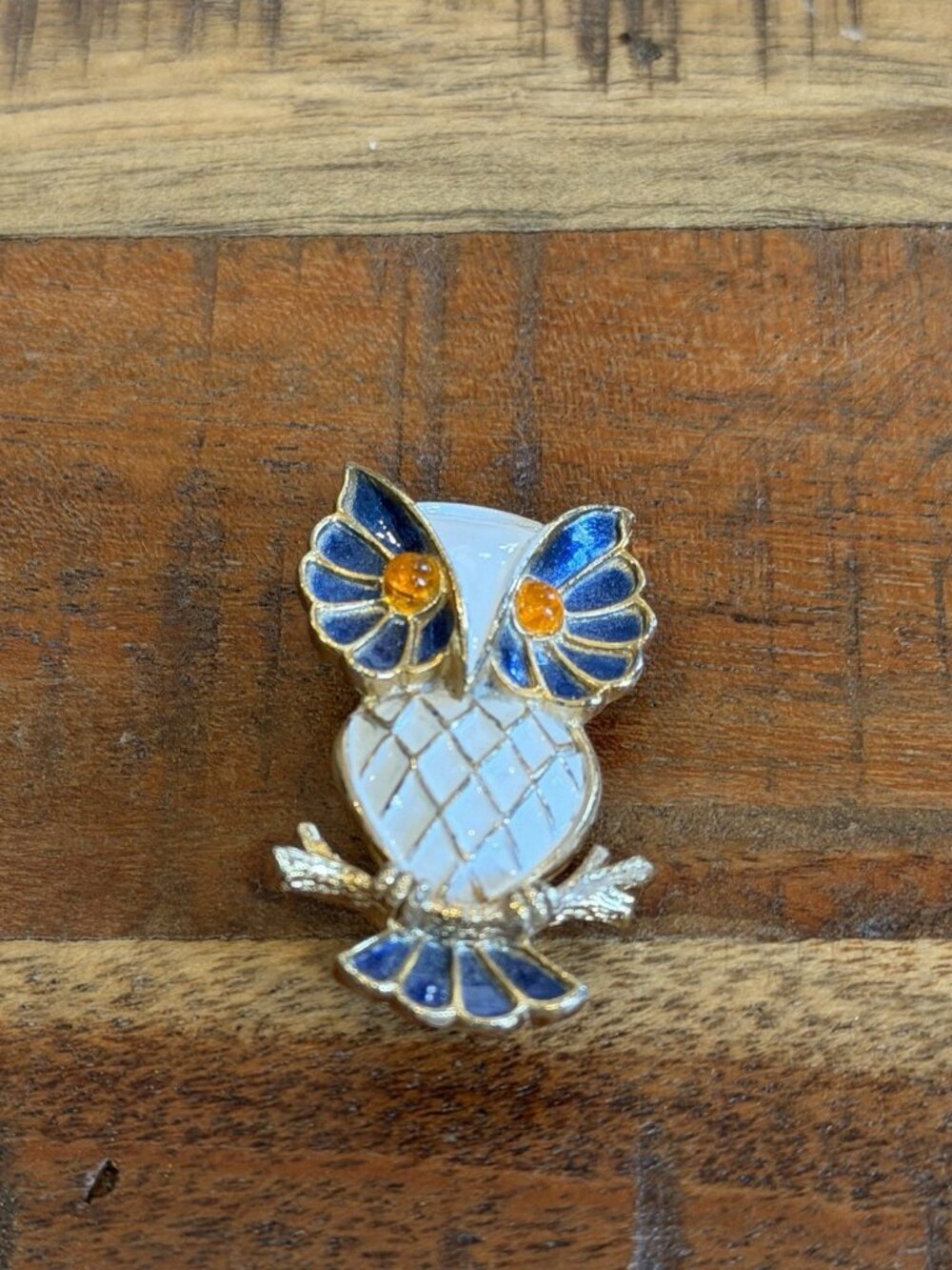 Vtg JJ Jonette Jewelry Gold Tone Enameled Owl Brooch Pin 1.75" Hard to find